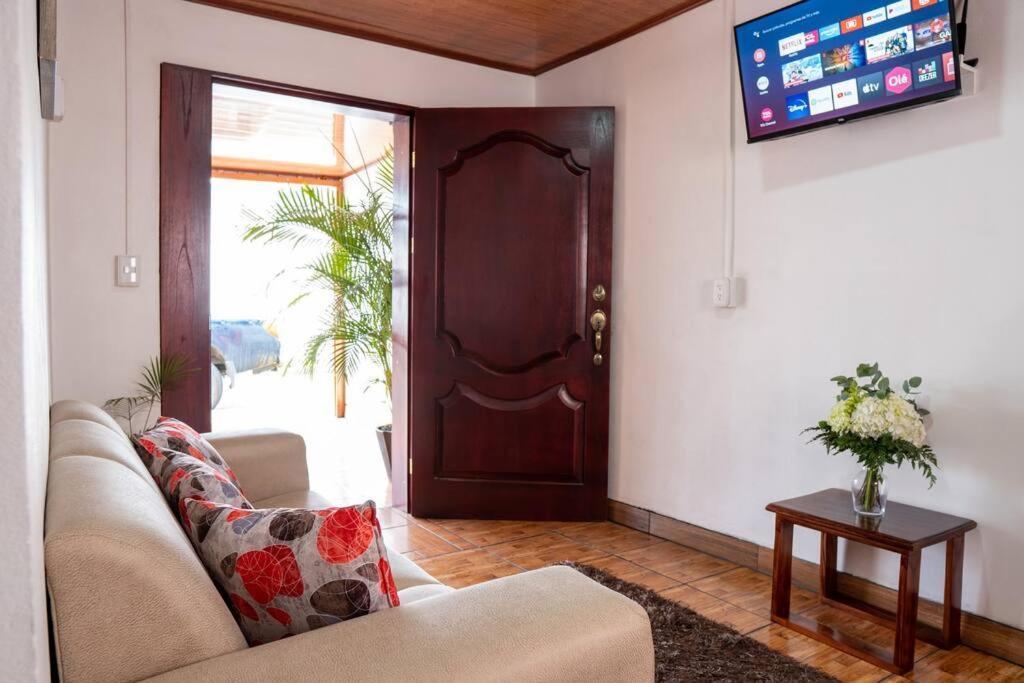 Ferienhaus Tony's House *